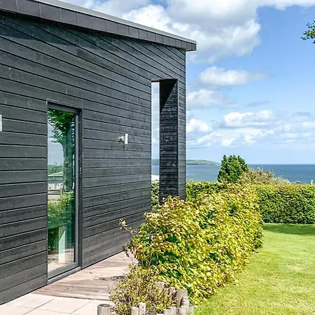 Cozy In With House Sea View